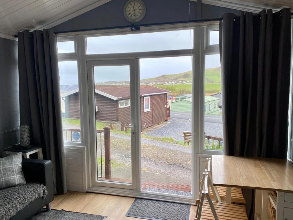 Chalet 135 - Clarach Bay Village *