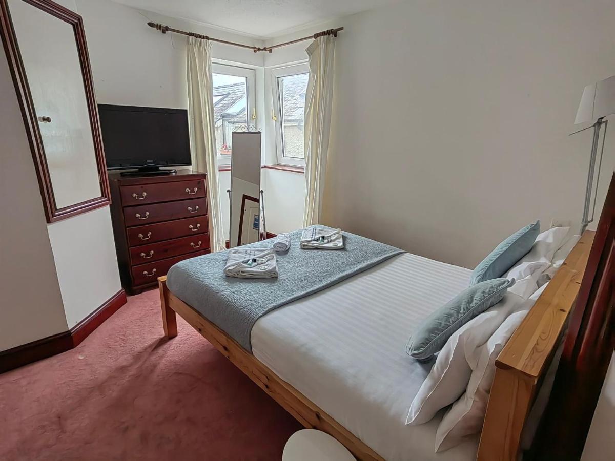 Guest house Cardigan Bay Self Catering 3*