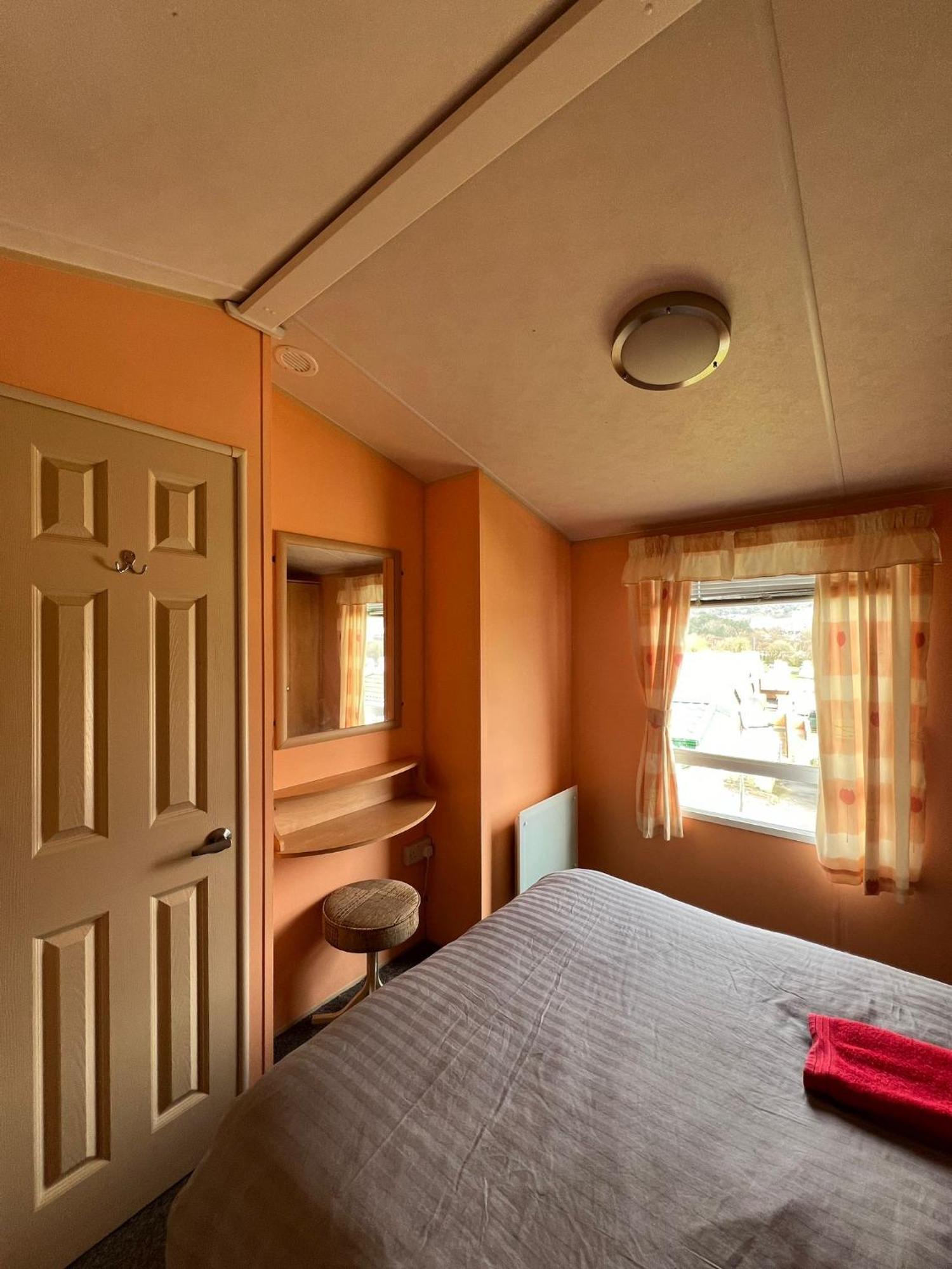 Campo de férias Beautiful 2 Bedroomed Mobile *