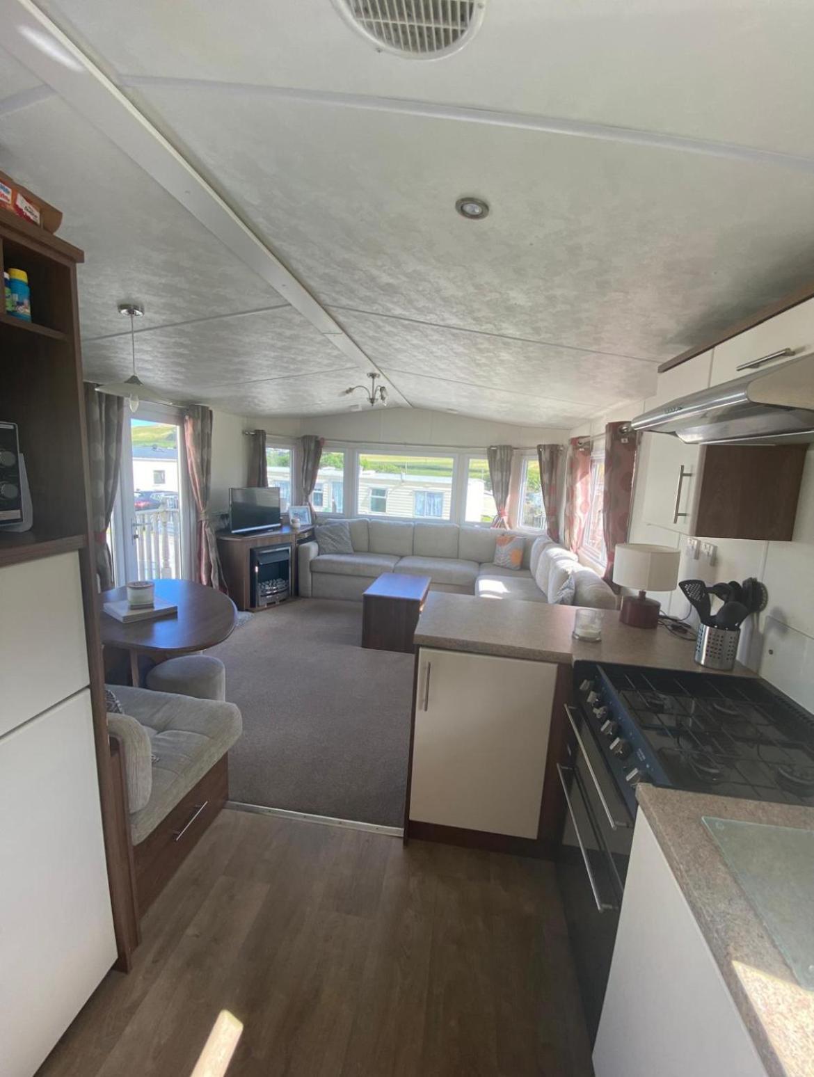 Modern 2017 Model Delta Sienna Static Caravan In Clarach Bay Casa de férias *