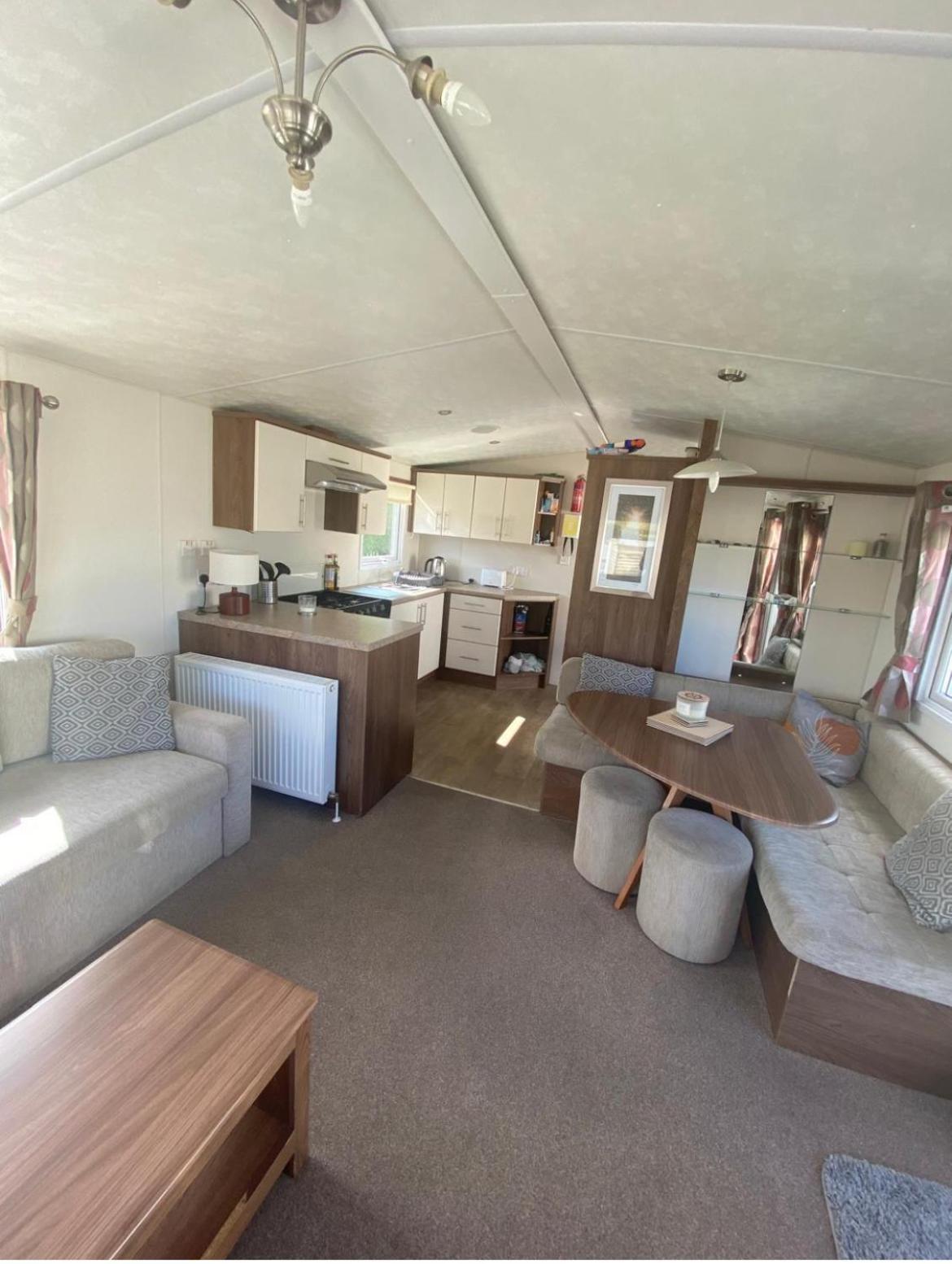 Modern 2017 Model Delta Sienna Static Caravan In Clarach Bay Casa de férias *