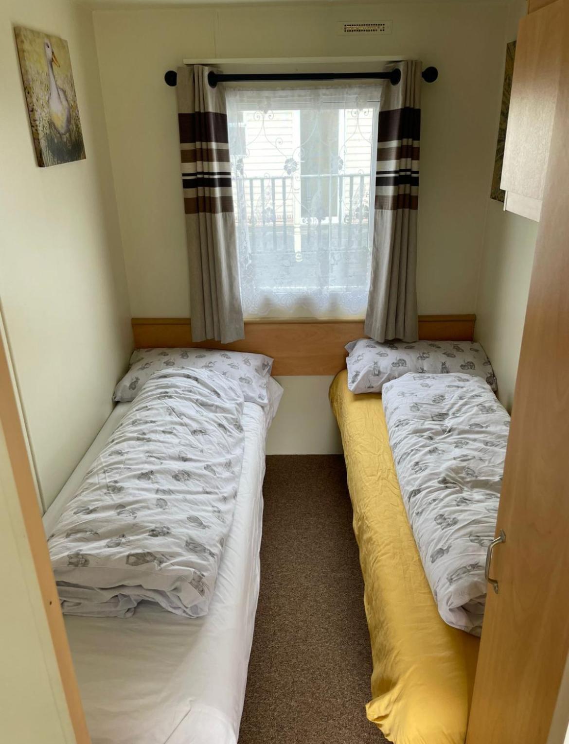 Lovley 3 Bedroom Static Caravan In Clarach Bay Aberystwyth