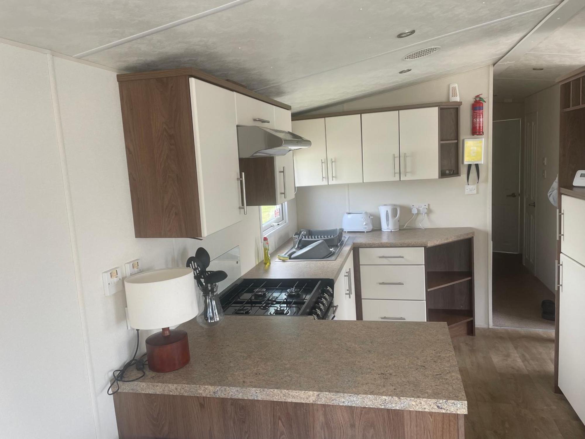 Modern 2017 Model Delta Sienna Static Caravan In Clarach Bay Casa de férias