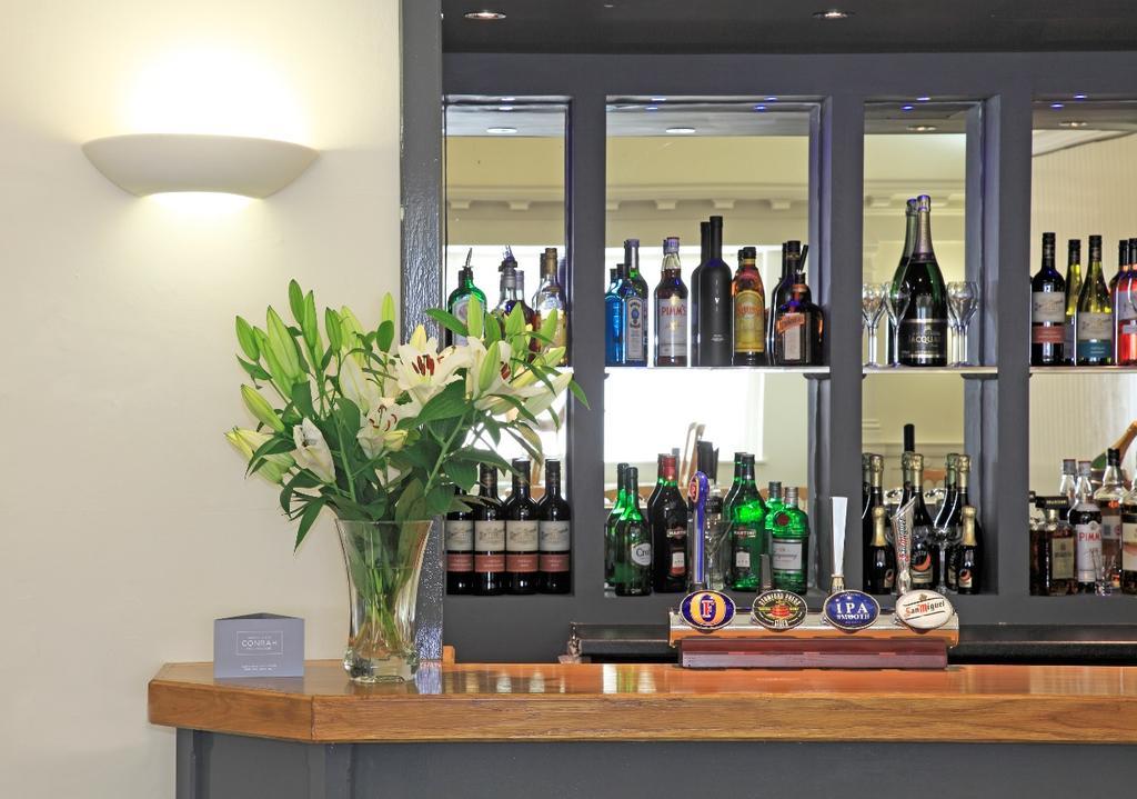 Hotel Conrah 3*