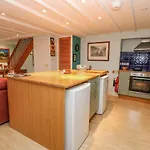 Penybont Apartment