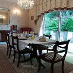 Plas Y Dderwen Bed And Breakfast