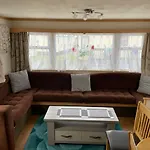 Lovley 3 Bedroom Static Caravan In Clarach Bay