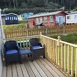Pet Friendly 3 Bed Static Caravan In Clarach Bay Spacious And Cozy Stay