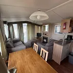 The Lookout At Clarach Spacious 3 Bed With Decking And Sea View