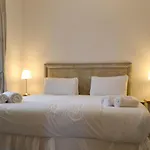 Grosvenor House Apt 3