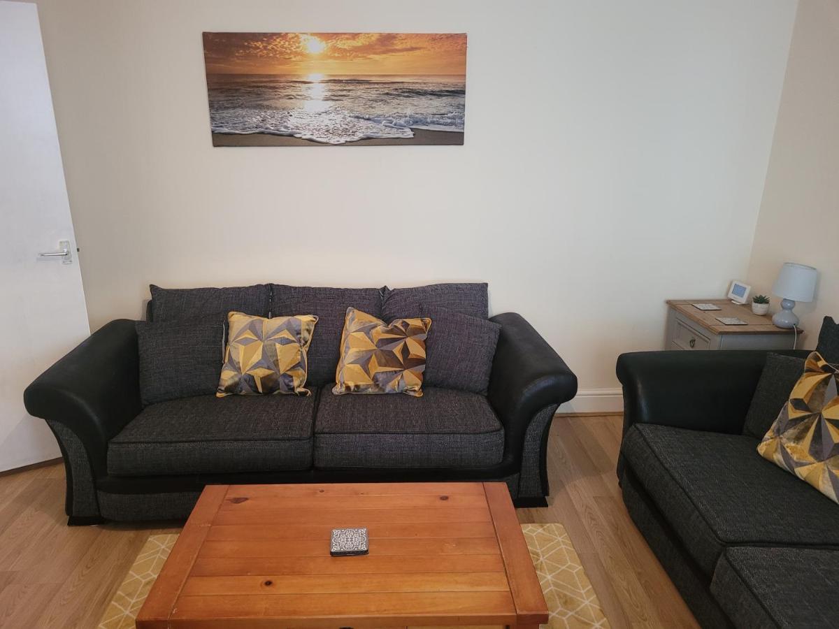 Holiday home Large 5 Bed Town-centre Close To The Beach, Sleeps 9