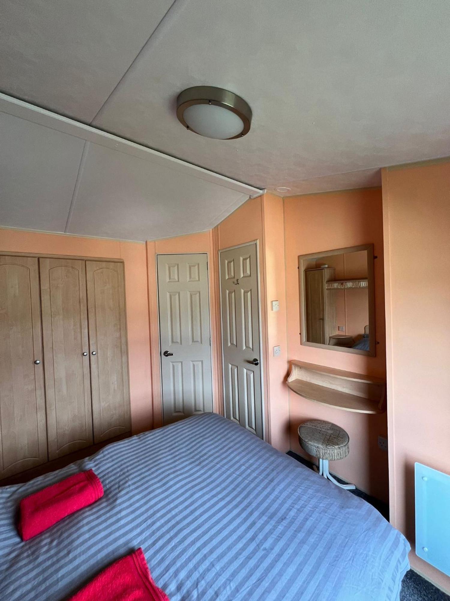 Light And Airy 2 Bedroom Mobile Aberystwyth