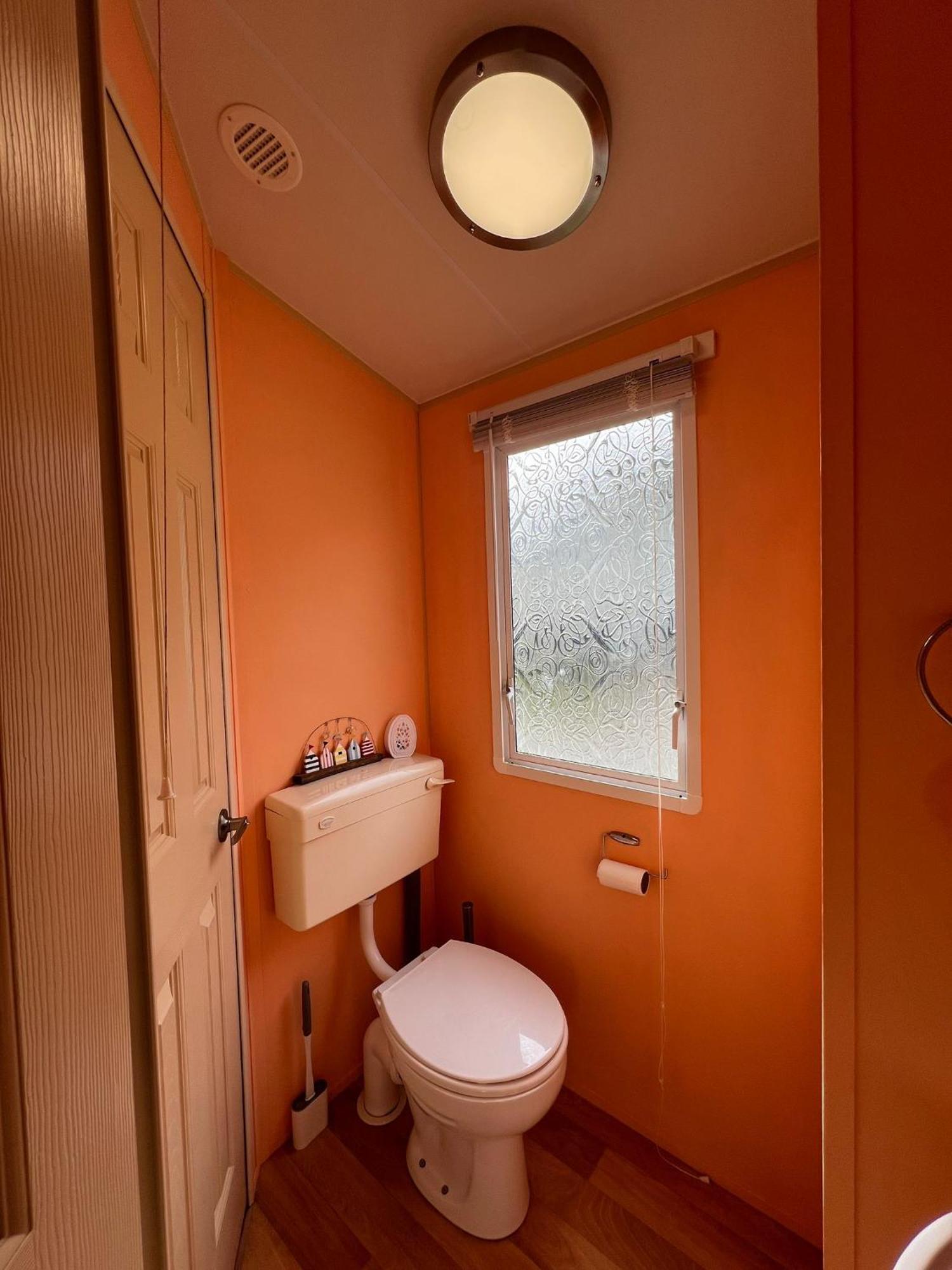 Light And Airy 2 Bedroom Mobile Aberystwyth