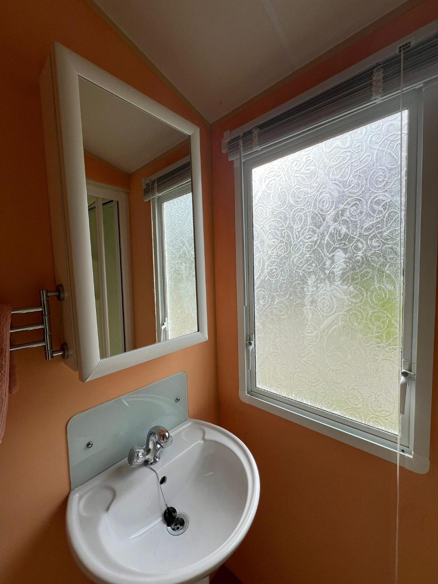 Apartment Light And Airy 2 Bedroom Mobile Aberystwyth