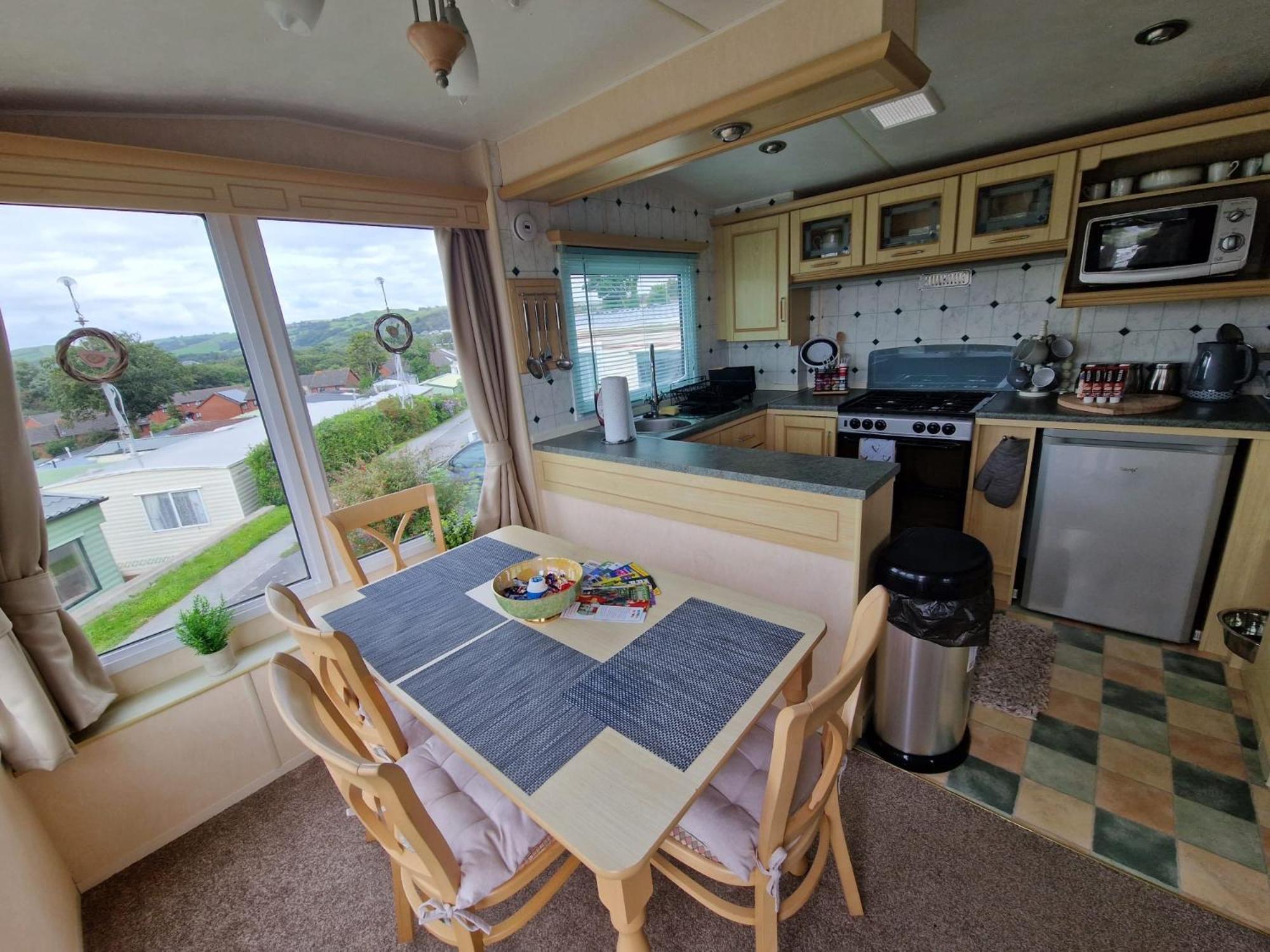 Haven On The Hill 2 Bed Caravan With Town Views Of F7