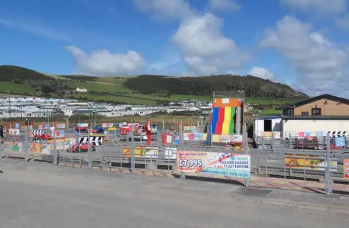 Holiday home Platinium Standard Luxury And Modern Static Caravan At Clarach Bay Aberystwyth