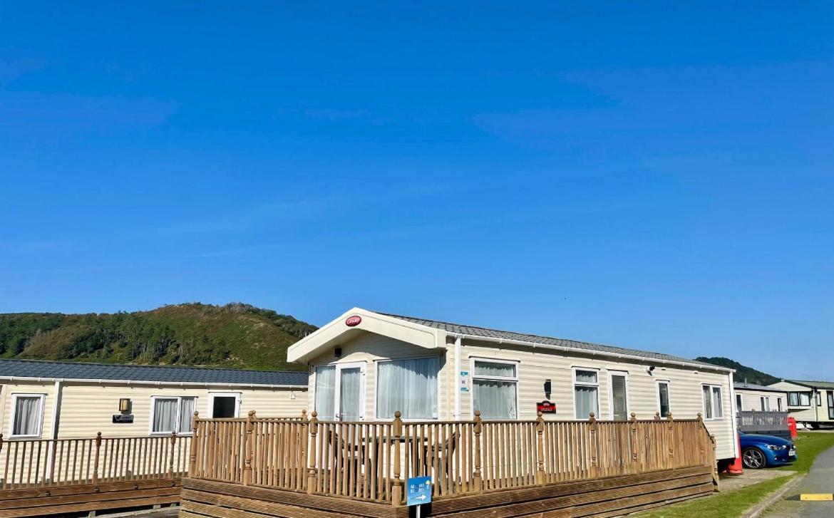 Platinium Standard Luxury And Modern Static Caravan At Clarach Bay Holiday home Aberystwyth
