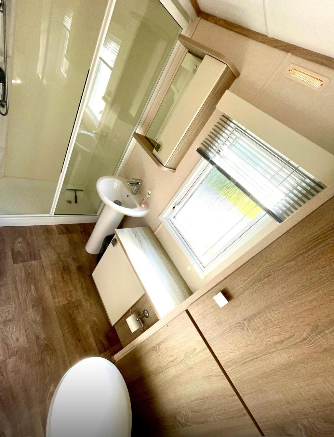 Holiday home Platinium Standard Luxury And Modern Static Caravan At Clarach Bay