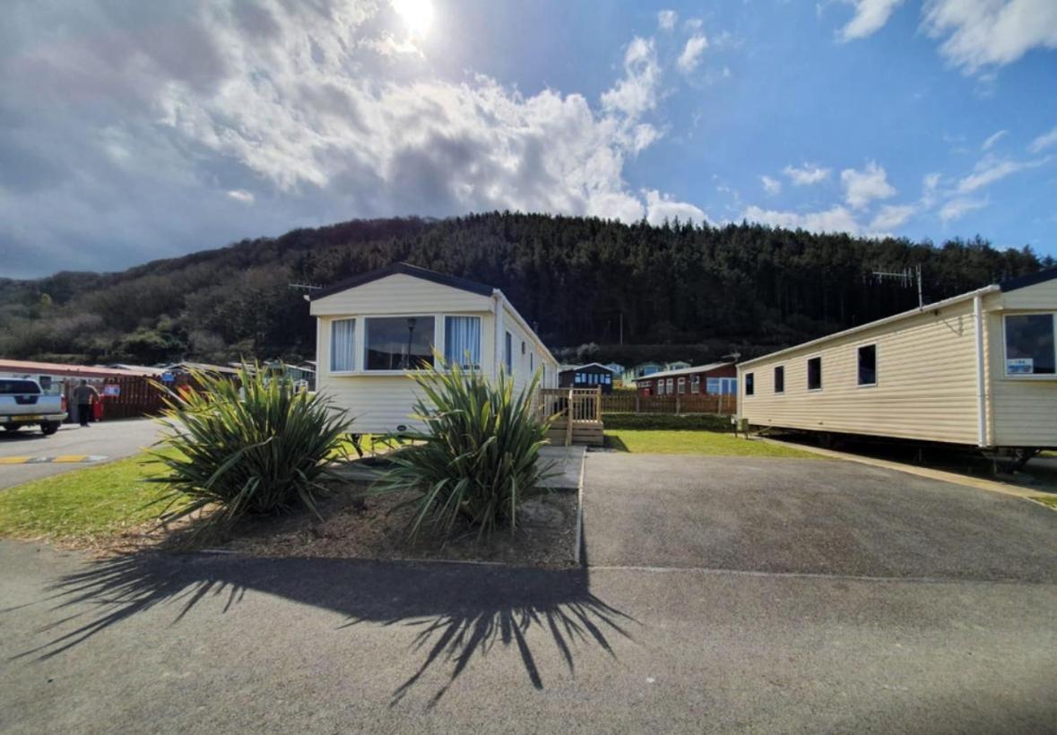 Holiday home Pet Friendly 3 Bed Static Caravan In Clarach Bay Spacious And Cozy Aberystwyth