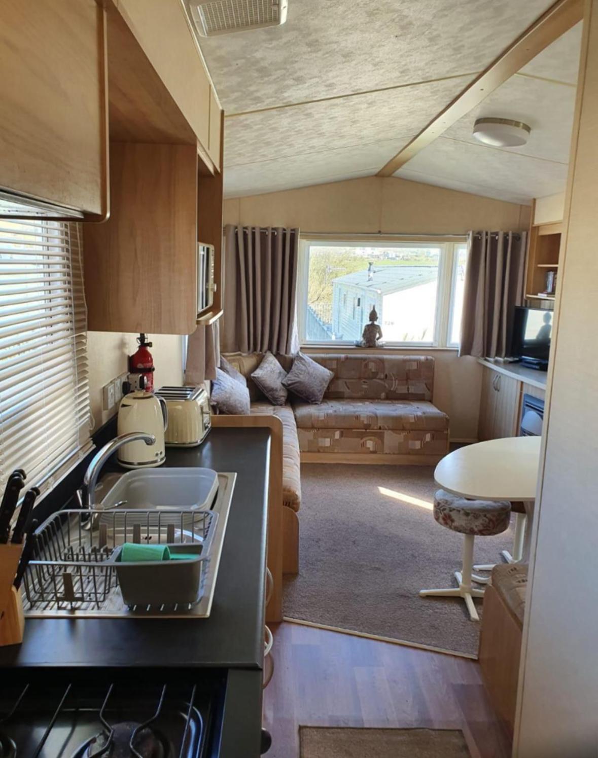 Holiday home Pet Friendly 3 Bed Static Caravan In Clarach Bay Spacious And Cozy *