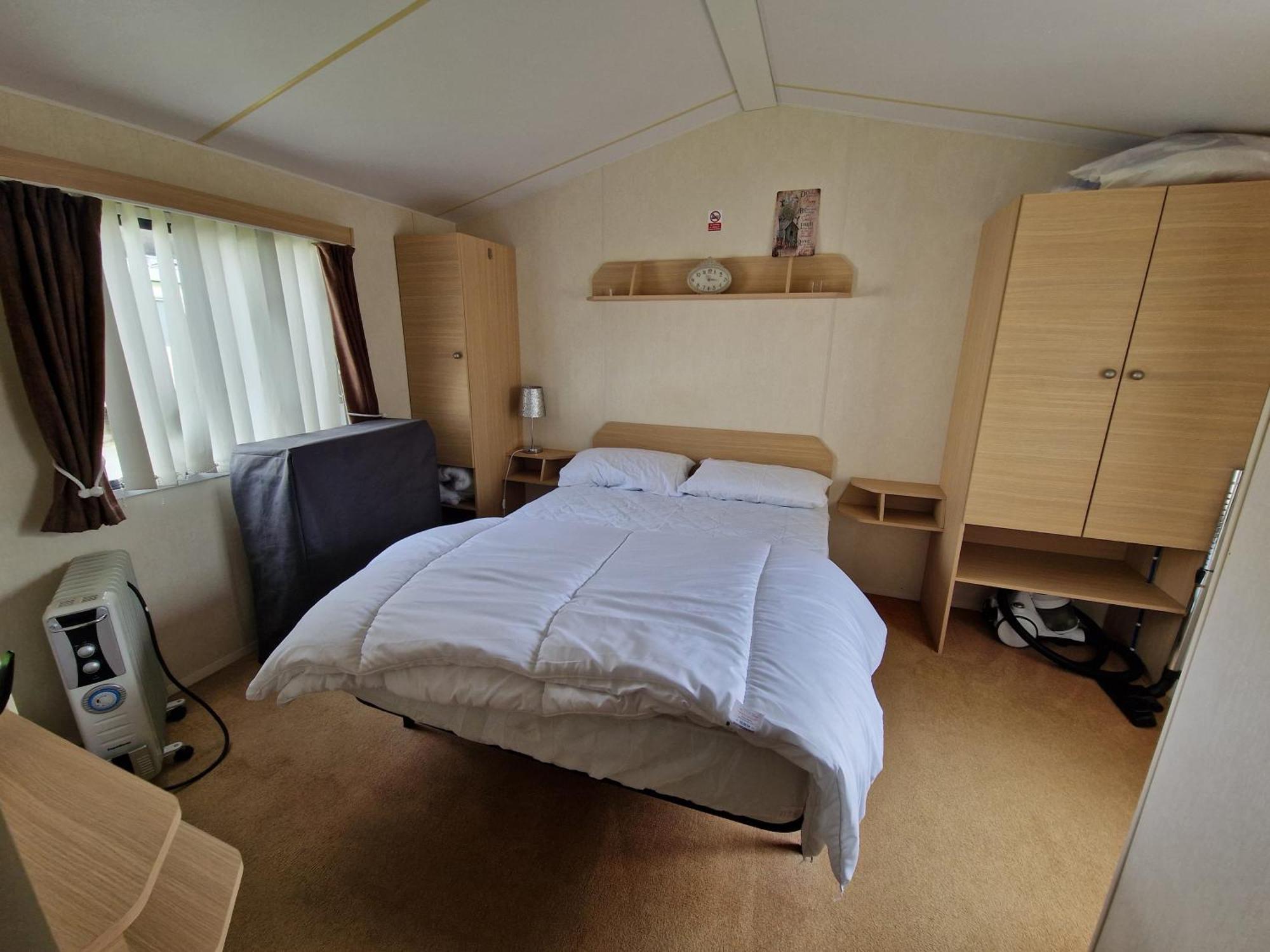 Ocean Breeze Hideaway 2 Bed Pet Friendly Static Caravan In Clarach Bay Holiday home