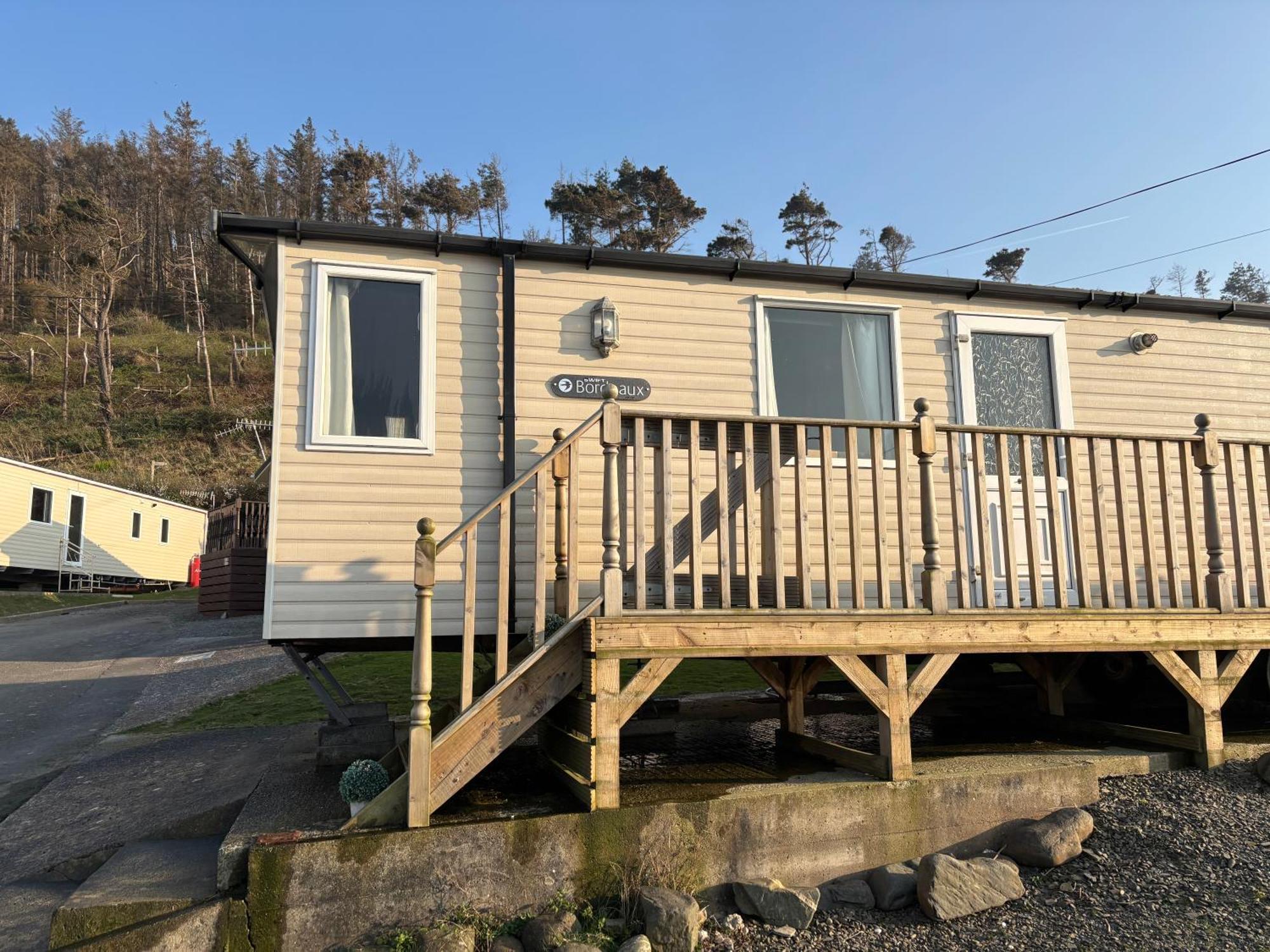 The Lookout At Clarach Spacious 3 Bed With Decking And Sea View *