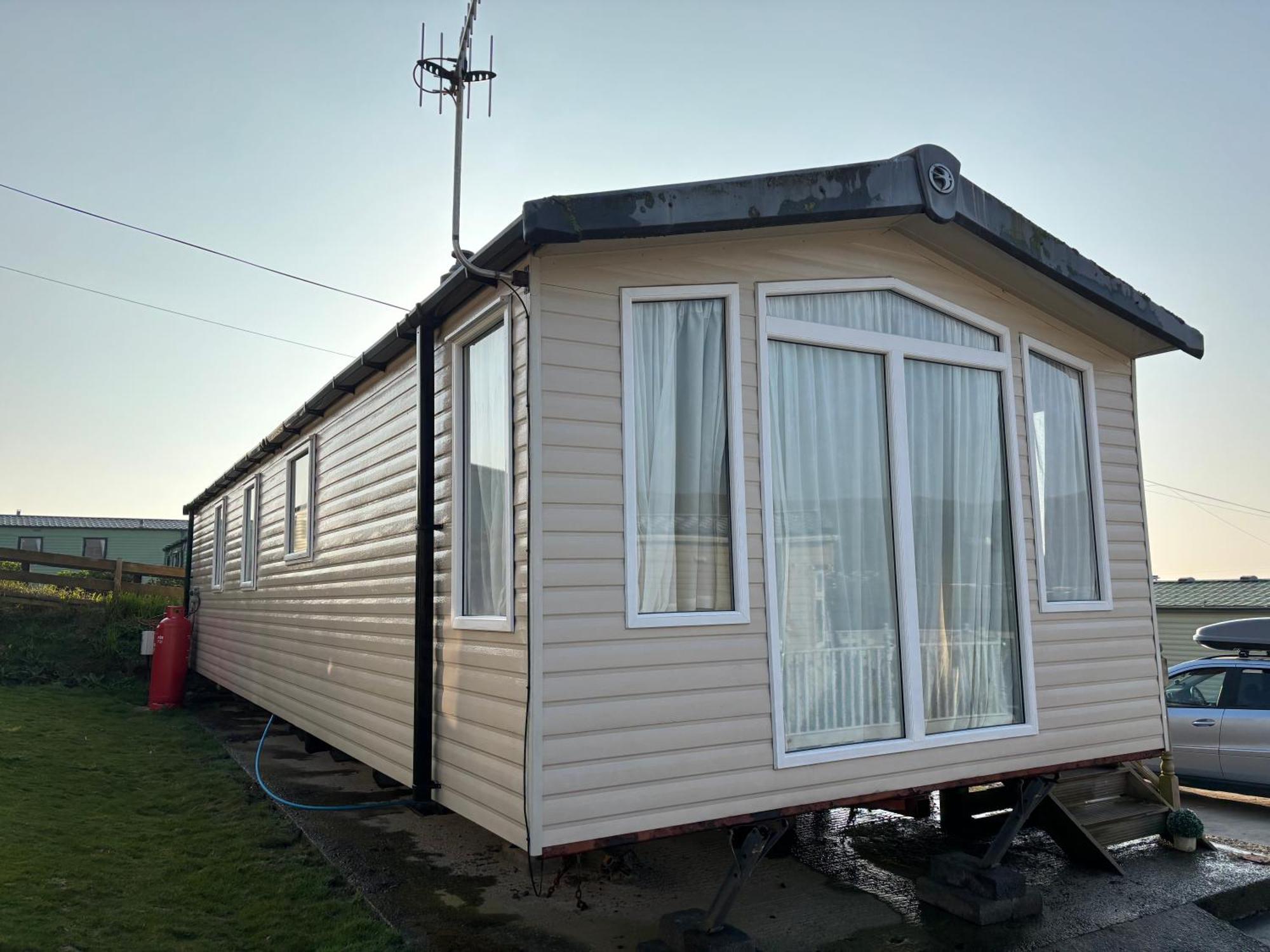 The Lookout At Clarach Spacious 3 Bed With Decking And Sea View *