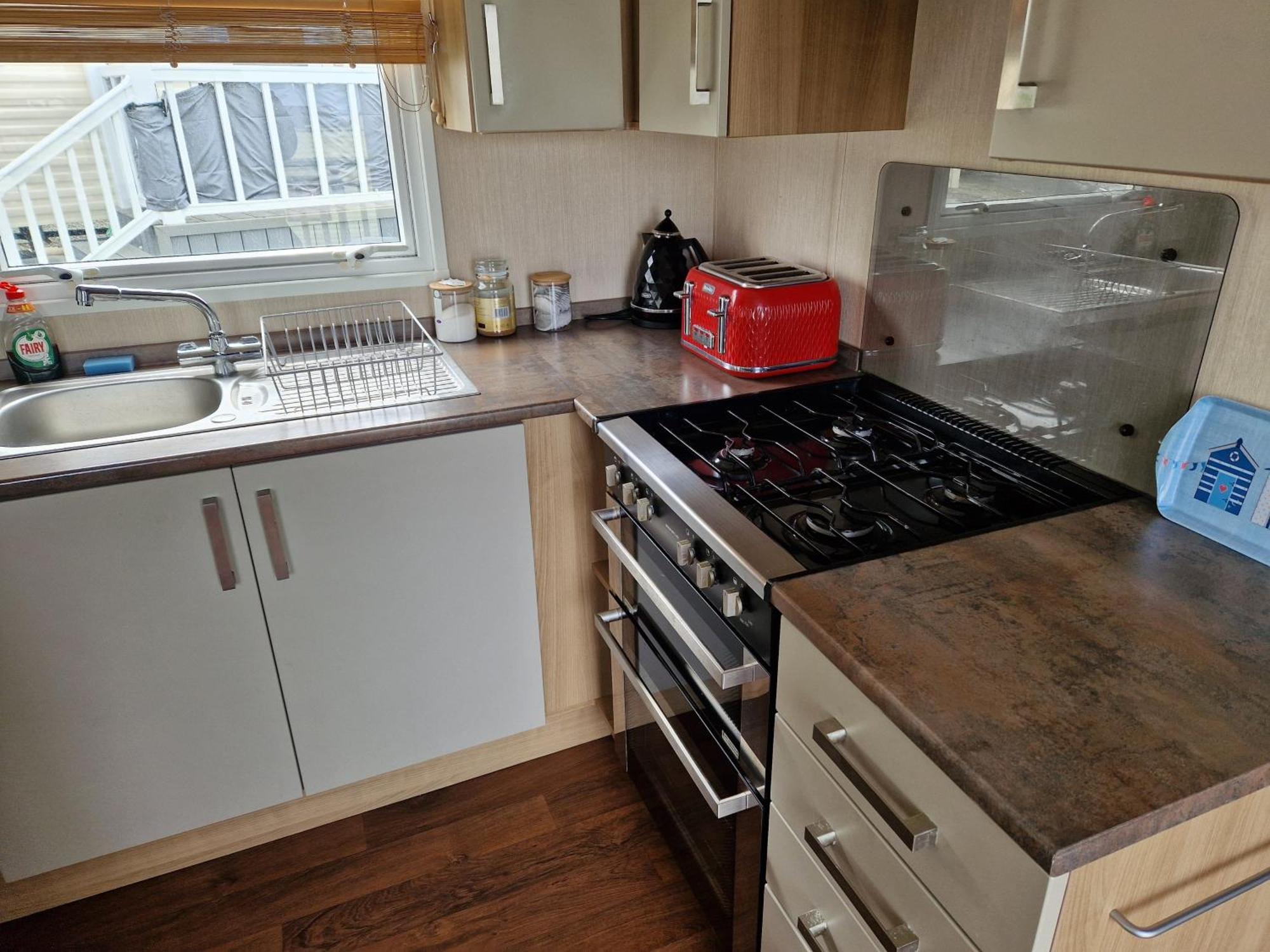 The Lookout At Clarach Spacious 3 Bed With Decking And Sea View * Aberystwyth