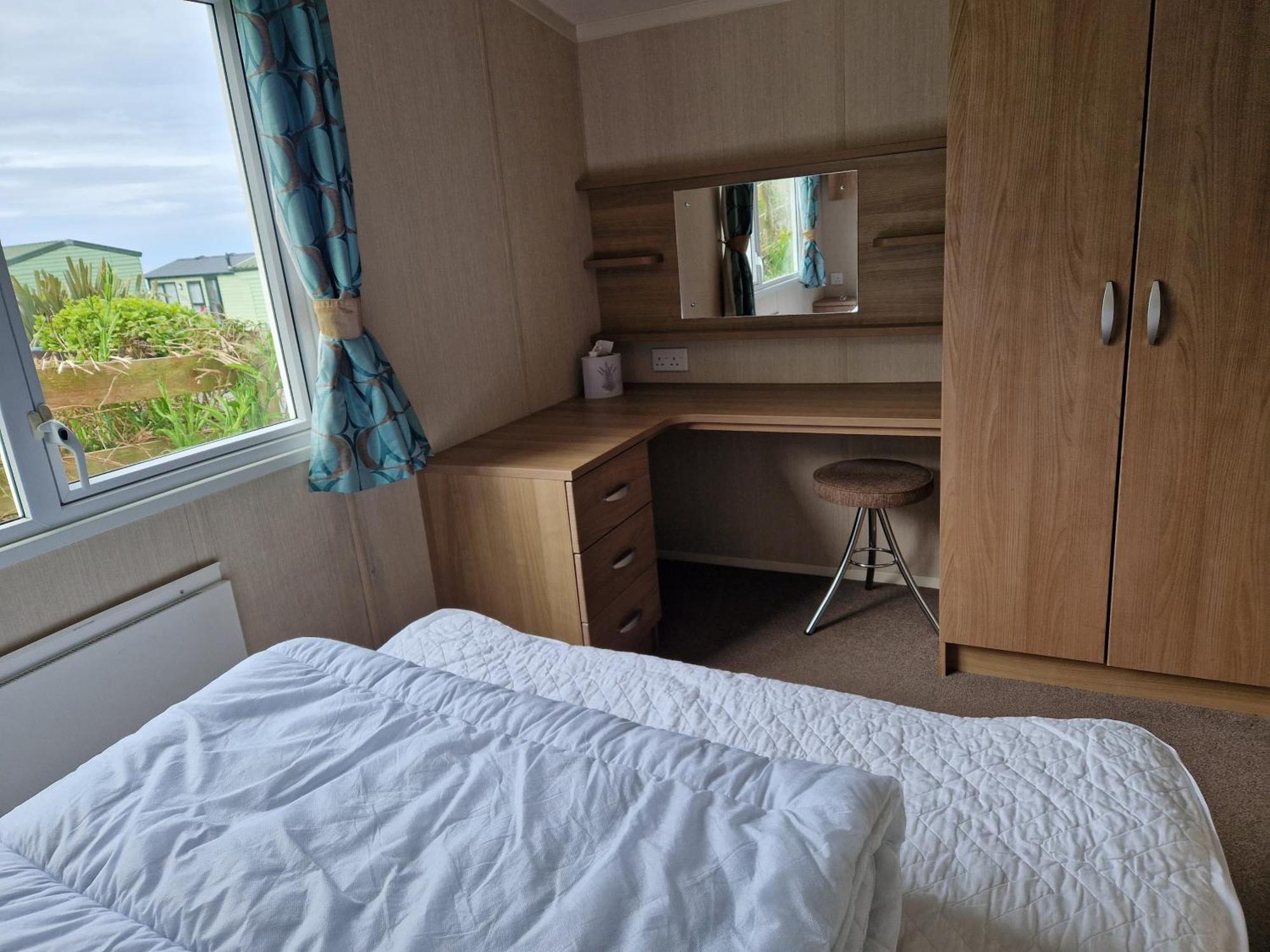 Holiday home The Lookout At Clarach Spacious 3 Bed With Decking And Sea View