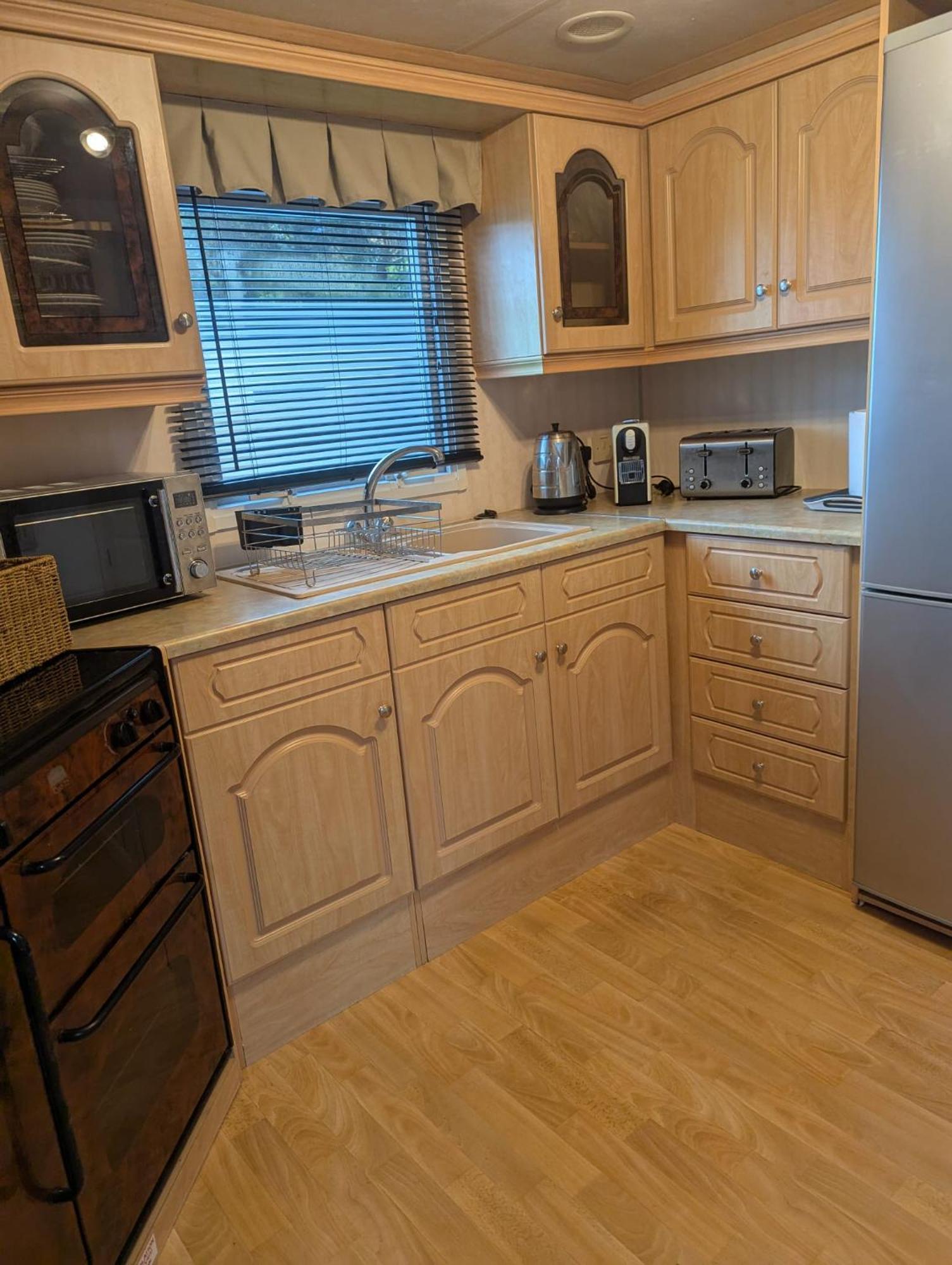 Campsite Walking Distance To And Town Great Outside Space Dog Friendly Free Parking Next To Caravan *
