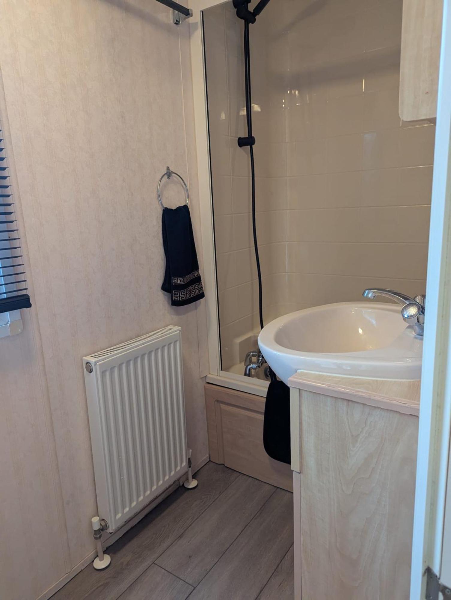 Campsite Walking Distance To And Town Great Outside Space Dog Friendly Free Parking Next To Caravan *