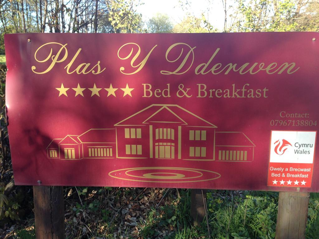 Plas Y Dderwen Bed & Breakfast