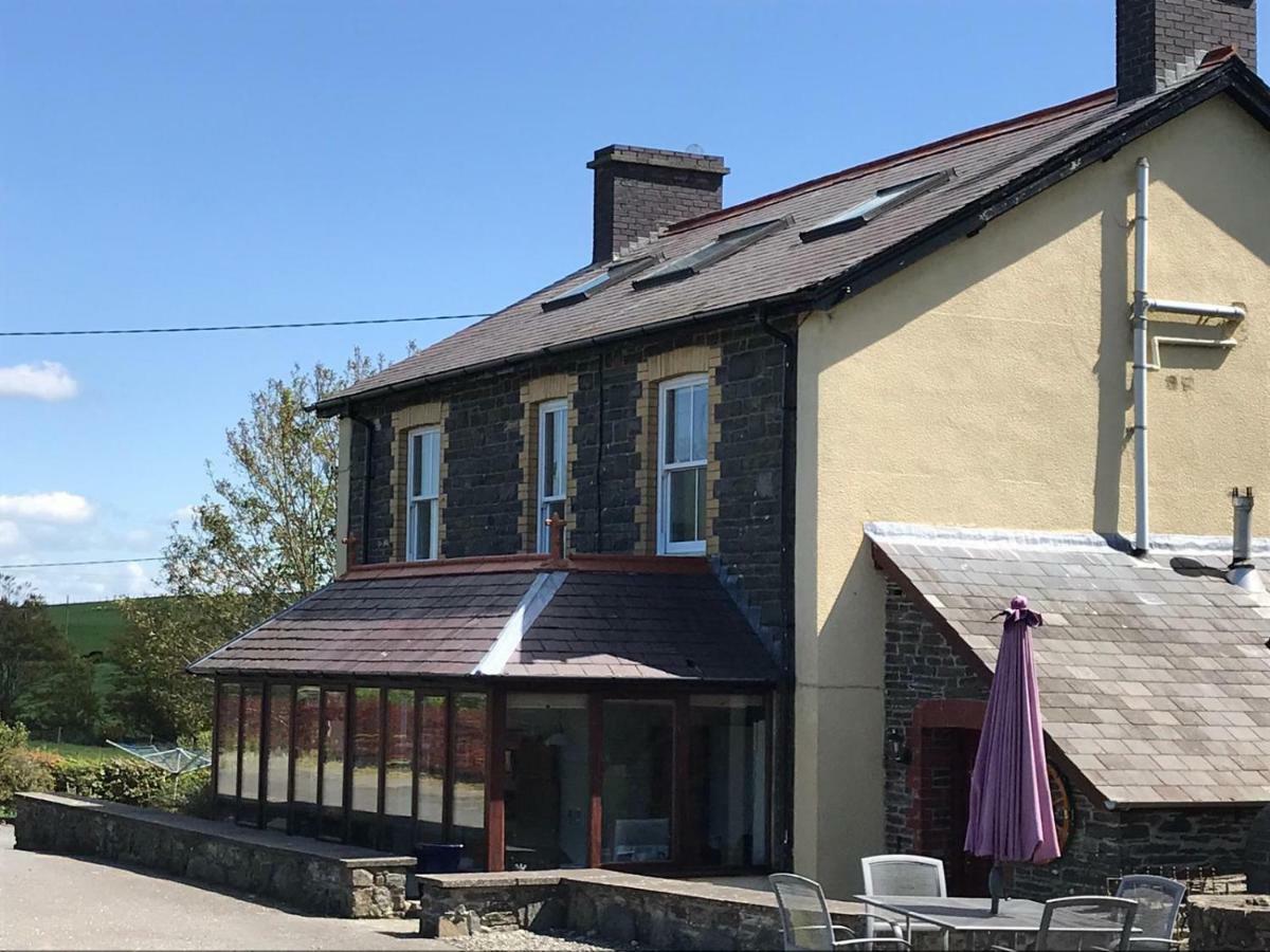 Llangwyryfon Country Breaks Bed & Breakfast