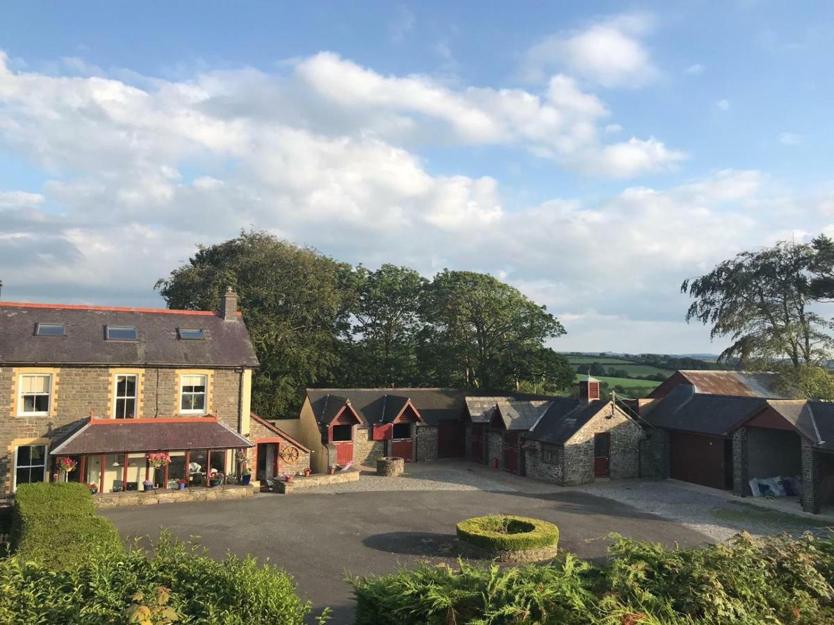 Llangwyryfon Country Breaks Bed & Breakfast