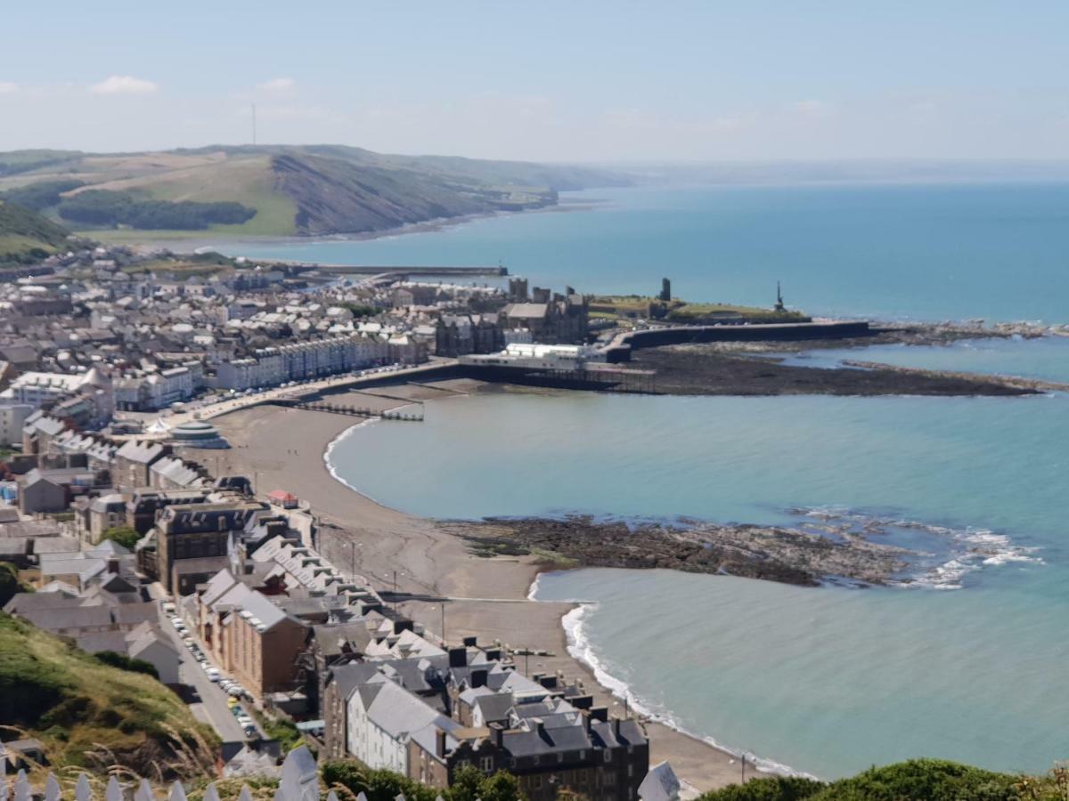 Parc Y Bryn Luxury Penthouse Apartment * Aberystwyth
