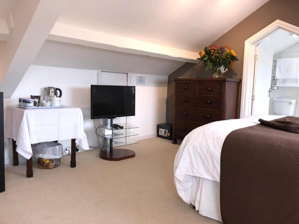 Bed & Breakfast Llangwyryfon Country Breaks 4*